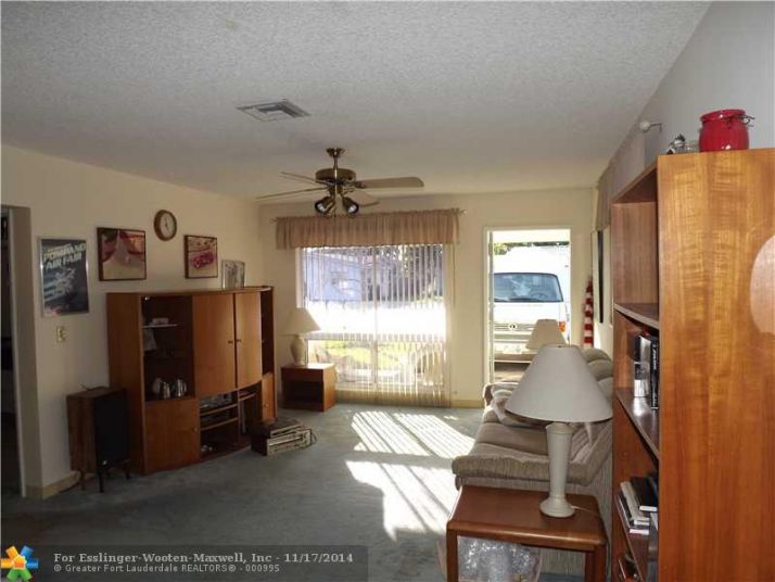 4670 NE 3RD TER, Fort Lauderdale, FL 33334