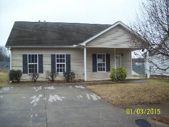 1730 Kay St, Greensboro, NC 27405