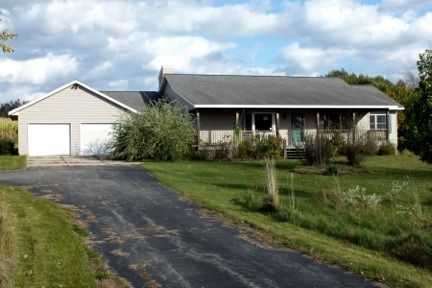 14650 Pine Lake Ave, Cedar Springs, MI 49319