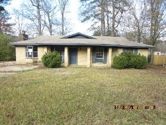 108 Nolan Circle, Pearl, MS 39208