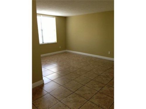 1815 W 56 ST # 201, Hialeah, FL 33012