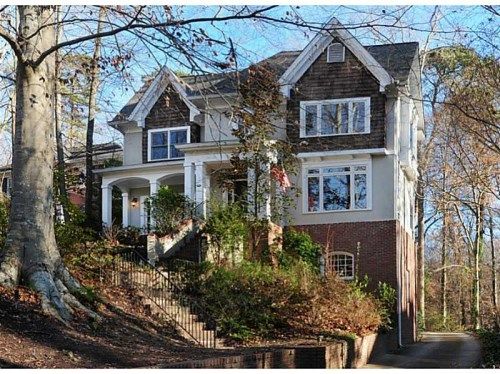 1223 Woods Circle Ne, Atlanta, GA 30324