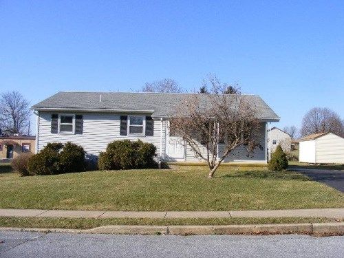 26 N 5th St, Womelsdorf, PA 19567