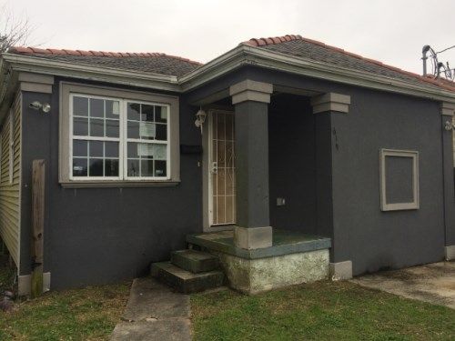 619 Gordon St, New Orleans, LA 70117