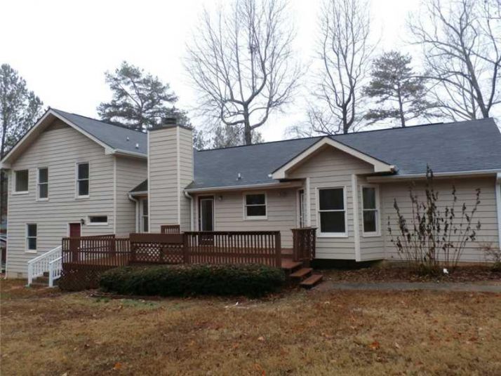 626 Fox Run, Winder, GA 30680