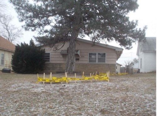 816 E Harvey Avenue, Wellington, KS 67152