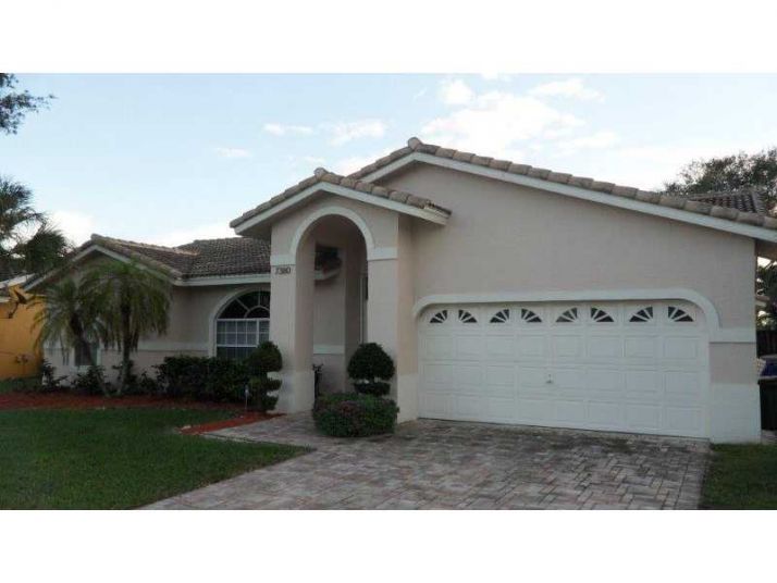 7380 NW 21ST ST, Pompano Beach, FL 33063