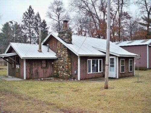 4220 Pine Street, Glennie, MI 48737