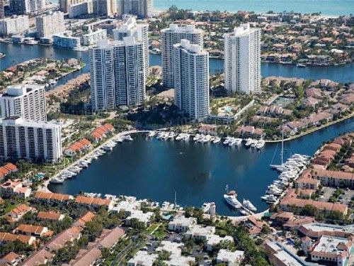 21055 YACHT CLUB DR # 2903, Miami, FL 33180