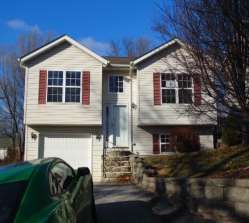 1007 Vine St, Collinsville, IL 62234