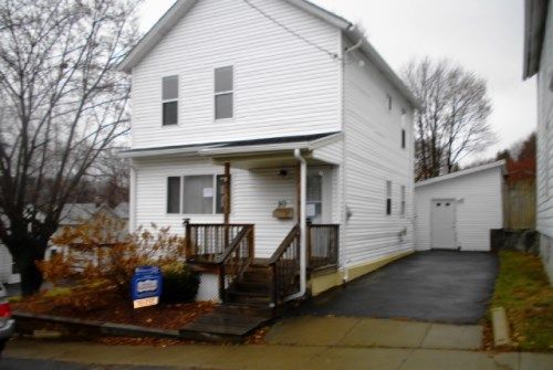 10 Cherry Ave, Carbondale, PA 18407
