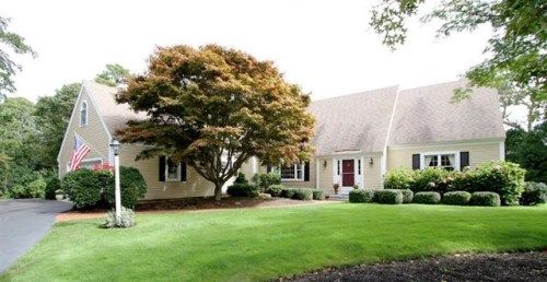 2 Little Bay Rd, Orleans, MA 02653