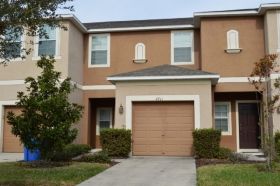 6711 Holly Heath Dr, Riverview, FL 33578