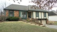 10333 Long St Lenexa, KS 66215