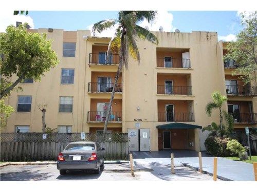 5705 W 20 AV # 406, Hialeah, FL 33012