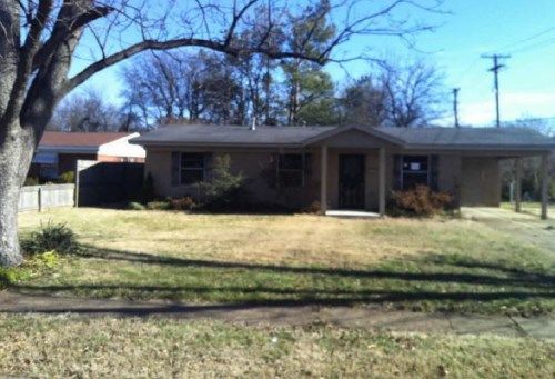 121 Pearce St, West Memphis, AR 72301