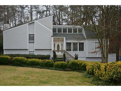 1323 E Shiloh Trail E, Kennesaw, GA 30144