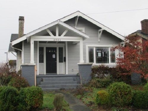 3901 S Thompson Ave, Tacoma, WA 98418