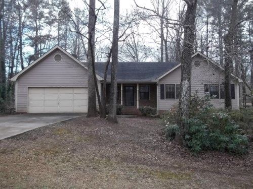 8697 Twin Oaks Dr, Jonesboro, GA 30236