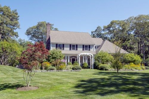 230 Old Jail Ln, Barnstable, MA 02630