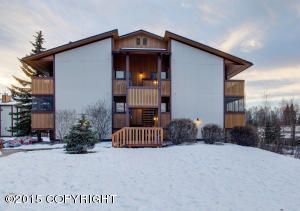 7320 Huntsmen Circle, Anchorage, AK 99518