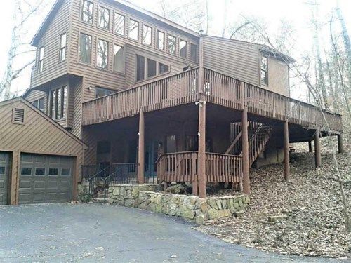 32 Brookcrest Drive, Marietta, GA 30068