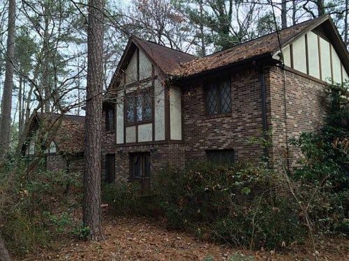2305 Mountain West Trail, Stone Mountain, GA 30087