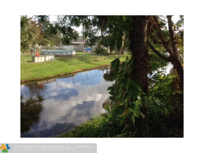 650 SW 55TH AVE, Pompano Beach, FL 33068