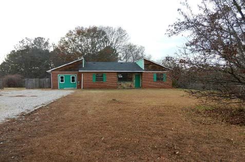 20 Nail Drive, Mcdonough, GA 30253
