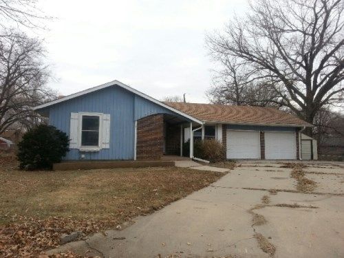 2421 Mava Ave, Emporia, KS 66801