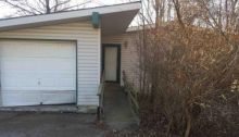 207 PACIFIC DR Belton, MO 64012