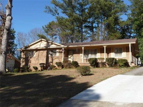4008 Elmscourt Drive, Stone Mountain, GA 30083