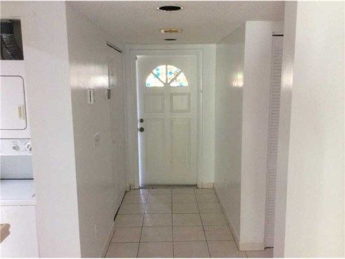 9845 SW 138 AV # EC1R, Miami, FL 33186