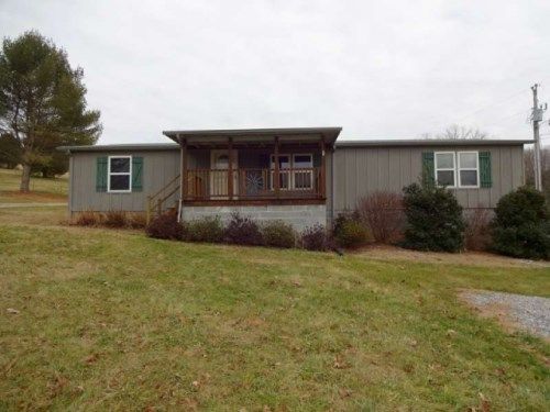1296 Mountain Rd, New Tazewell, TN 37825