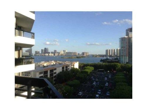 3400 NE 192 ST # 702, Miami, FL 33180