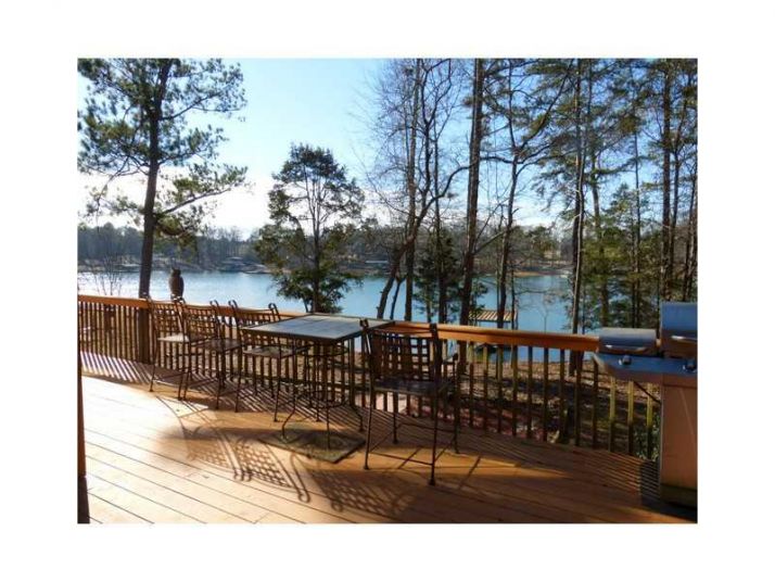 96 Norris Drive, Hartwell, GA 30643