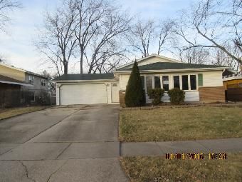 234 Thomas St, Park Forest, IL 60466