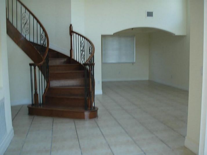 3911 NE 20 ST, Homestead, FL 33033