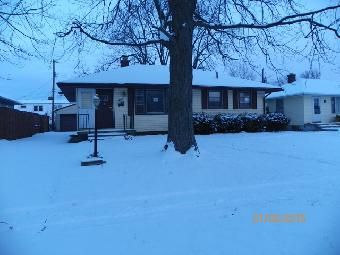 3596 Kenlawn St, Columbus, OH 43224