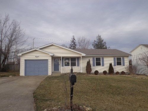 602 Dogwood Ct, Simpsonville, KY 40067
