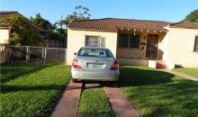 351 E HO WA DR Hialeah, FL 33010