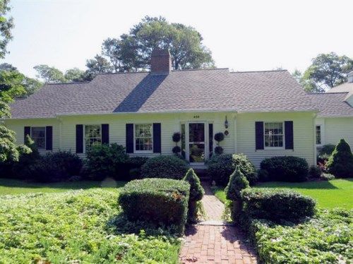 456 Bay Ln, Centerville, MA 02632