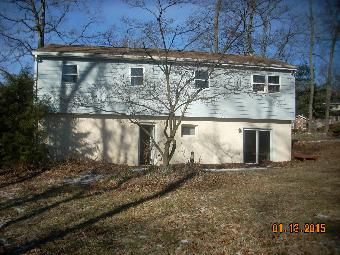 1562 N Valley Rd, Pottstown, PA 19464