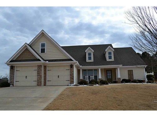 319 Freedom Parkway, Hoschton, GA 30548