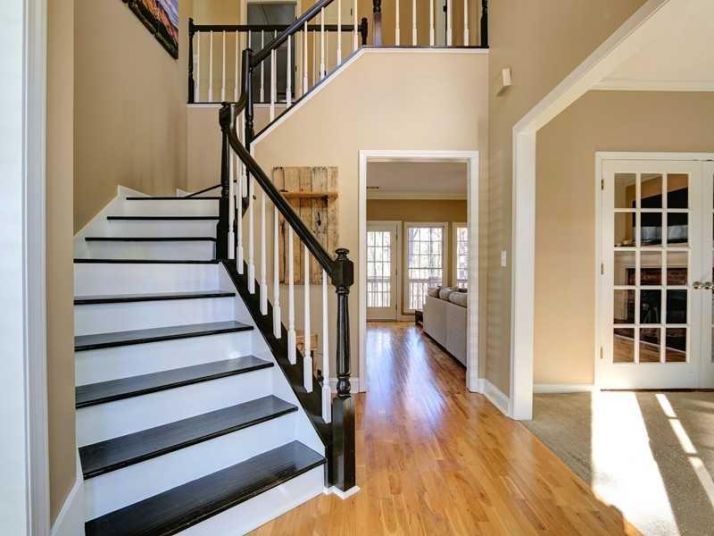 4041 Watkins Glen Drive, Woodstock, GA 30189