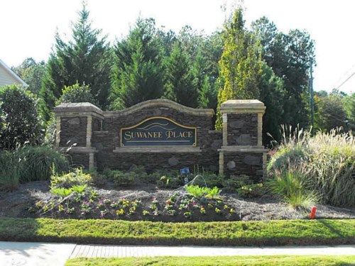 205 Suwanee Place Court, Suwanee, GA 30024