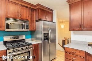 7101 Shooresin Circle, Anchorage, AK 99504