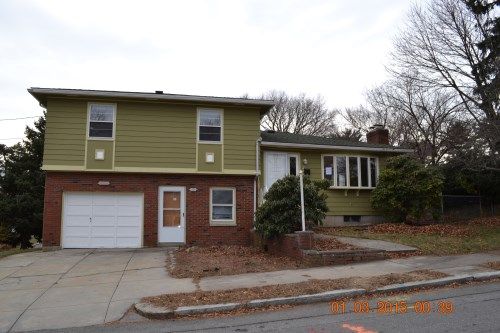 44 Ceres St, Providence, RI 02908