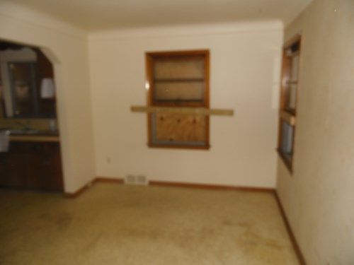 17654 St Louis St, Hamtramck, MI 48212