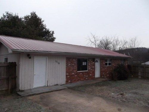 1710 S Meade Circle, Cleveland, TN 37311